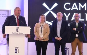 Julián Martínez Lizán da a conocer los 21 premios a los mejores alimentos de calidad en los Premios Gran Selección Campo y Alma 2025