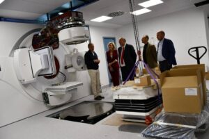 Instalado en Cuenca un acelerador lineal para tratar el cáncer