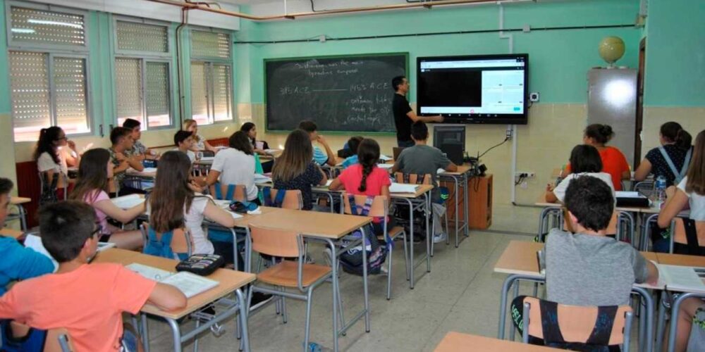Alumnos en una clase de un colegio de Castilla-La Mancha. Foto - JCCM.