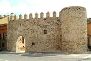 Puerta de la Cadena Brihuega Foto: Cultura en Castilla-La Mancha