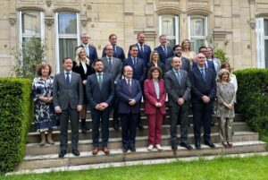 Los alcaldes de las ciudades patrimonio, en París en un encuentro con la Unesco.