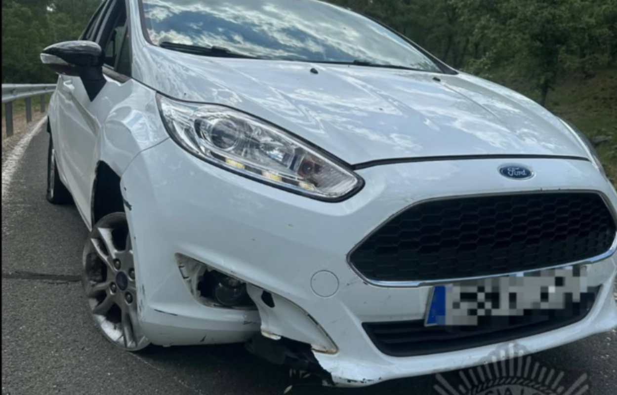 El coche accidentado en Cuenca.