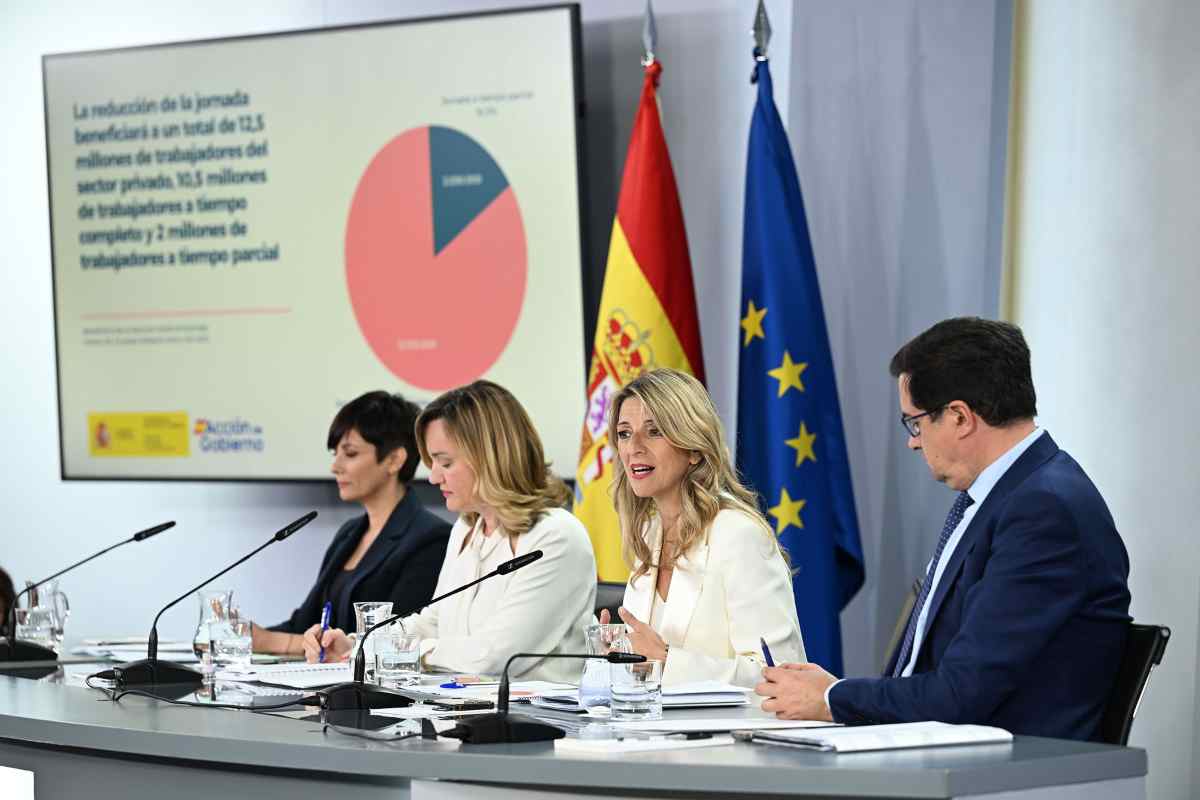 Rueda de prensa tras el Consejo de Ministros en el que se ha aprobado la reducción de jornada.