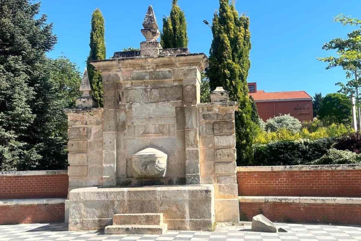 Fuente vandalizada de Cuenca. Foto: Ayuntamiento de Cuenca