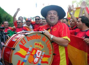 Manolo "el del bombo".