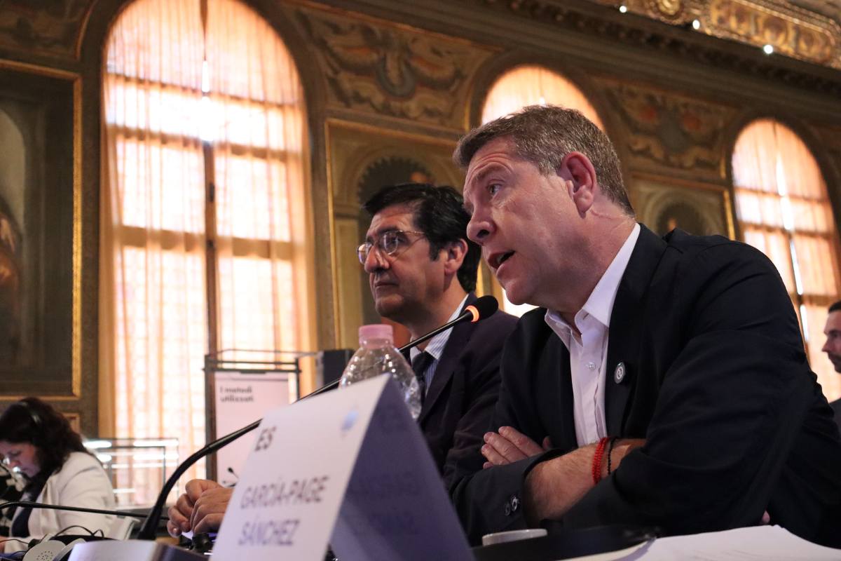 El presidente de Castilla-La Mancha, Emiliano García-Page, asiste a la reunión de la Comisión de Recursos Naturales (NAT) del Comité Europeo de las Regione.