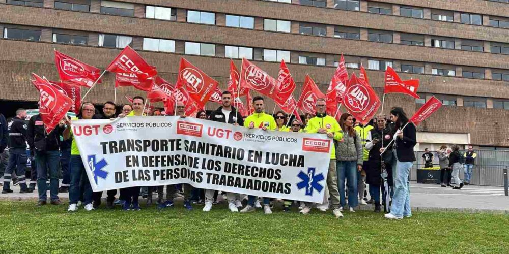 Nueva protesta de UGT y CCOO por el conflicto del transporte sanitario.