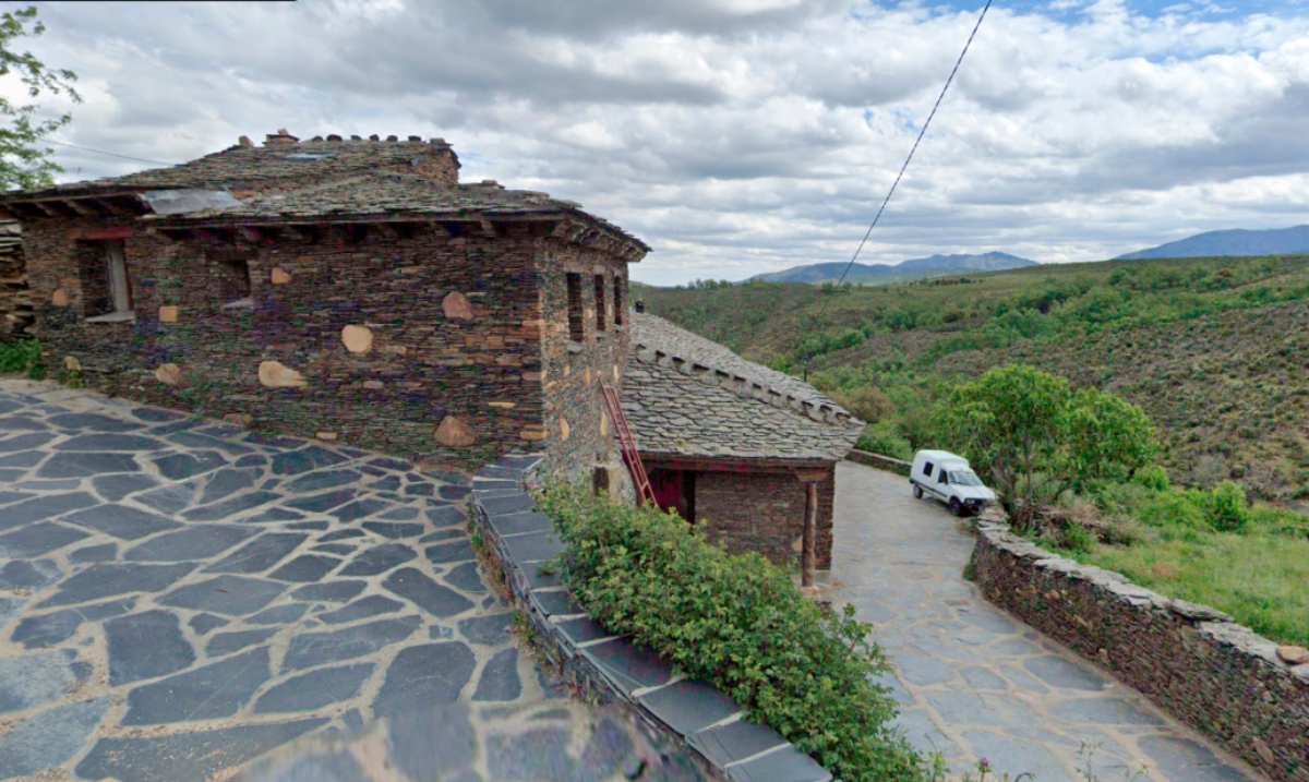 Arquitectura Negra Roblelacasa
