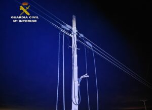 Imagen de la Guardia Civil del cableado.