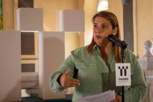 Tita García Élez considera que el trabajo de los funcionarios "se reconoce con hechos".