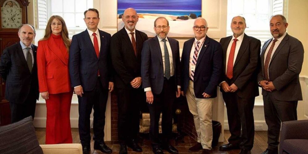 La UCLM se une como universidad miembro del Real Colegio Complutense en la Universidad de Harvard.