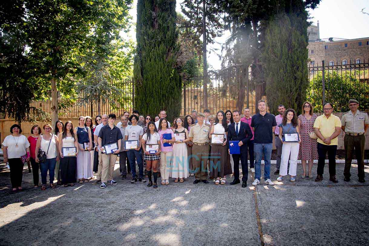 Entrega de los premios del concurso Carta a un Militar Español