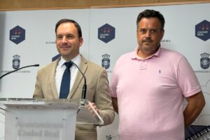 Guillermo Arroyo y Miguel Hervás en rueda de prensa