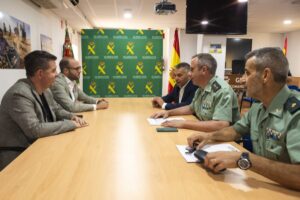 Imagen de la reunión entre la Diputación y Guardia Civil de Albacete