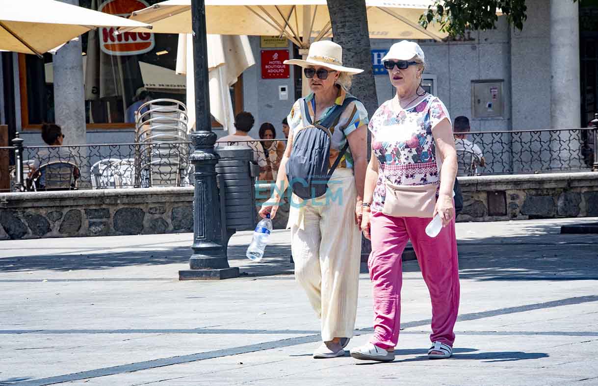 Calor, turistas, verano, temperaturas
