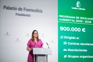 La portavoz del Gobierno regional, Esther Padilla, en el Palacio de Fuensalida (Toledo). (Fotos: Piedad López// JCCM)