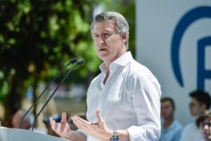 Feijóo, en un acto público en Guadalajara, en el Paseo de San Roque.