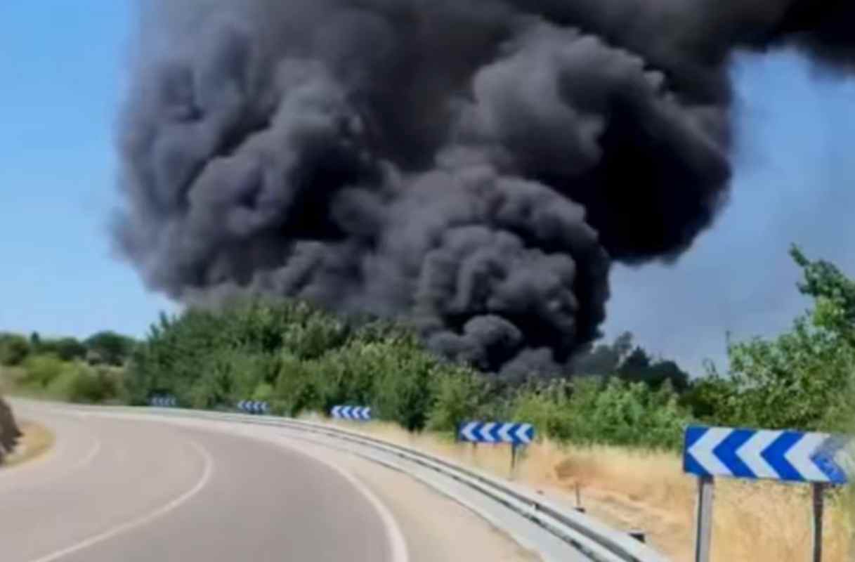 Imagen del incendio en el Cerro de los Palos.