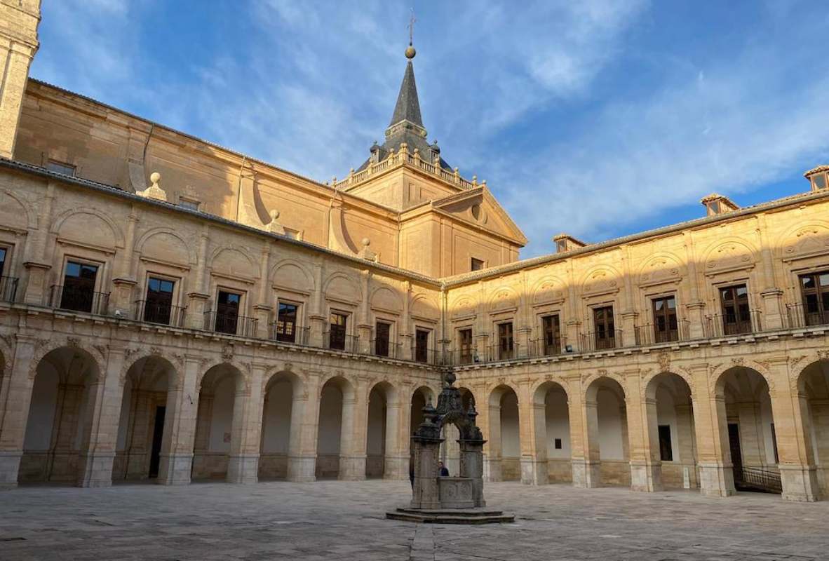 Patio del monumento. Foto: Ayuntamiento de Uclés.