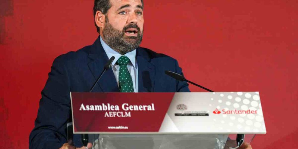 El presidente del PP de Castilla-La Mancha, Paco Núñez.