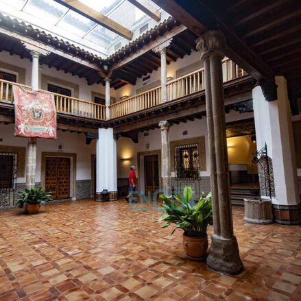 Patio en la calle de Recoletos 1, Palacio de Benacazón.