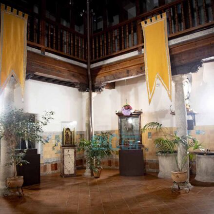 Patio en la calle de la Plata, 2. Convento de las Gaytanas.