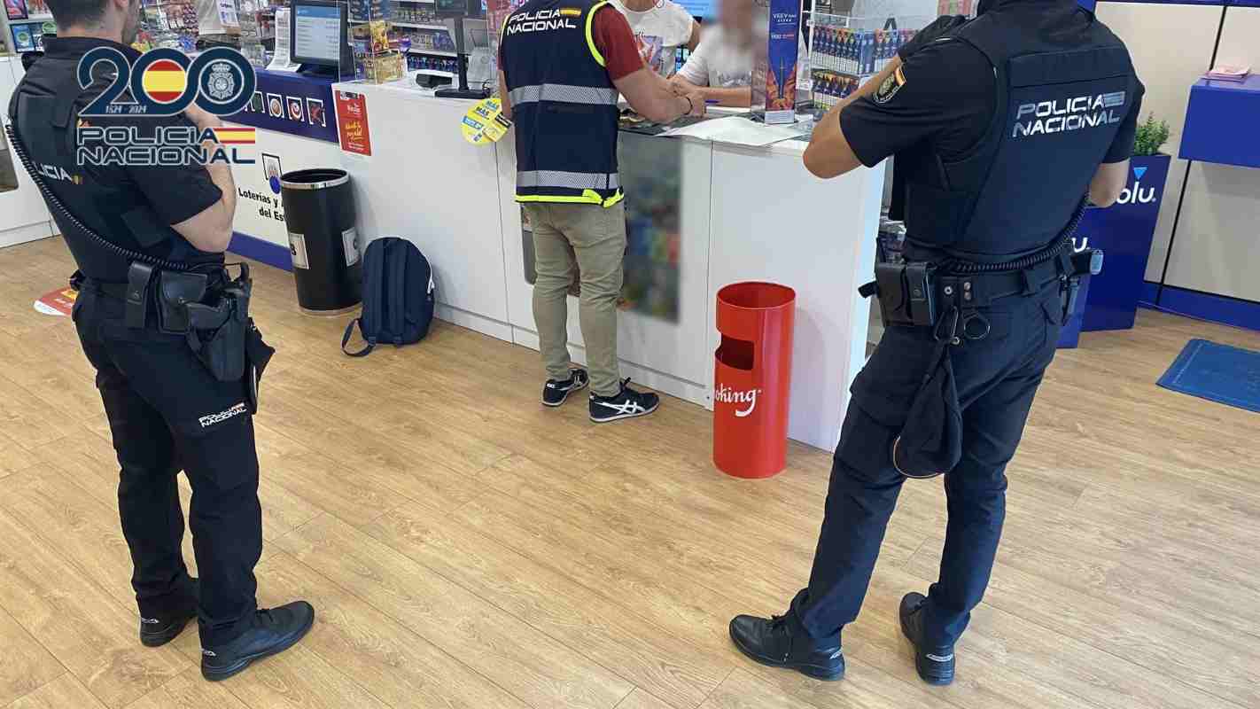 Desarticulado un entramado que distribuía sustancias estupefacientes camuflados a estancos.