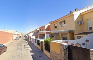 El aviso del suceso se produjo sobre las 04:05 de este miércoles, desde una vivienda situada en la calle Juan Carlos I.