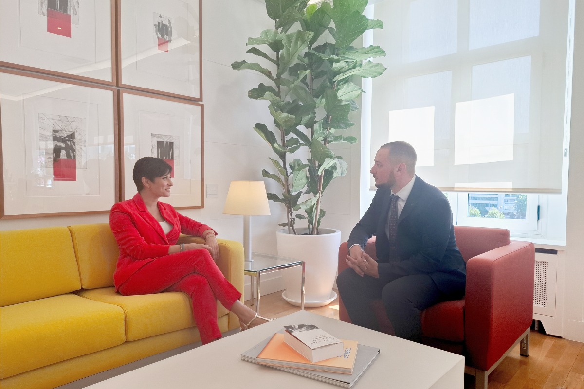 Encuentro entre Isabel Rodríguez y Sergio Marín