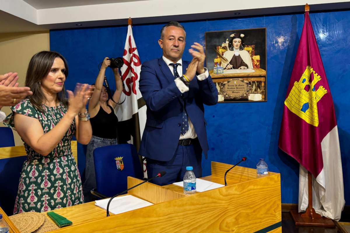 Adrián Fernández tras prosperar la moción de censura y ser elegido alcalde de Malagón