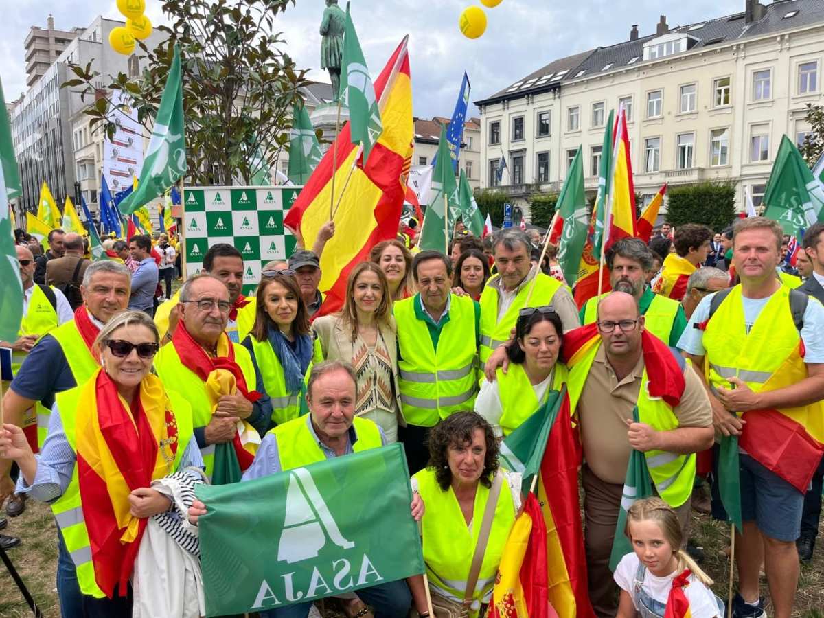 Protesta de ASAJA Castilla-La Mancha en Bruselas