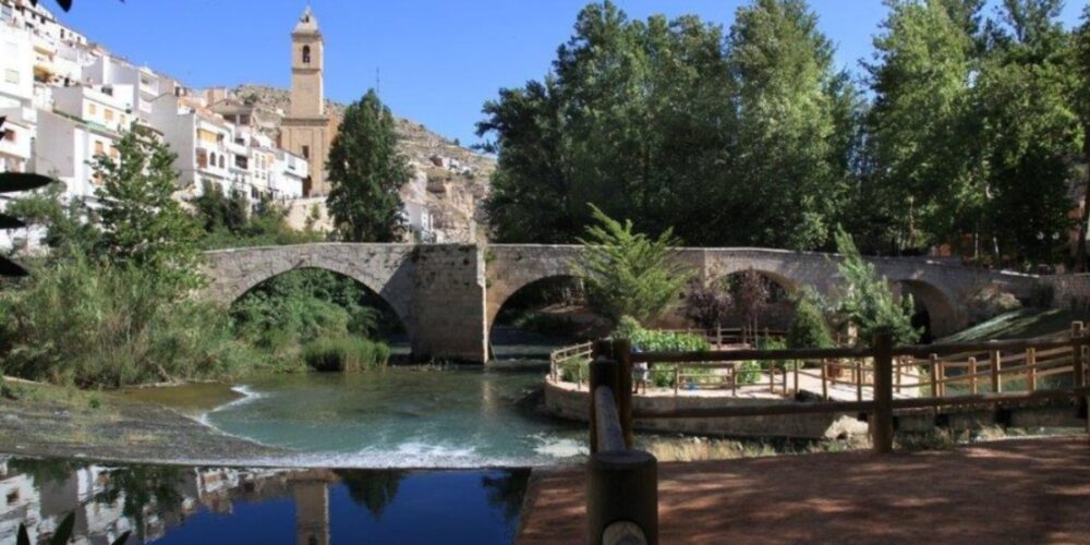 Alcalá del Júcar. Imagen de la asociación Los Pueblos Más Bonitos de España