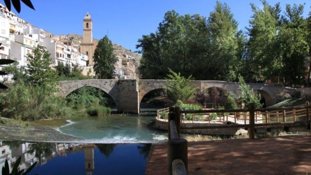 Alcalá del Júcar. Imagen de la asociación Los Pueblos Más Bonitos de España