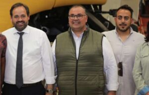 El presidente del PP de Castilla La Mancha, Paco Núñez, junto a Juan José Calero (a la derecha de la imagen)