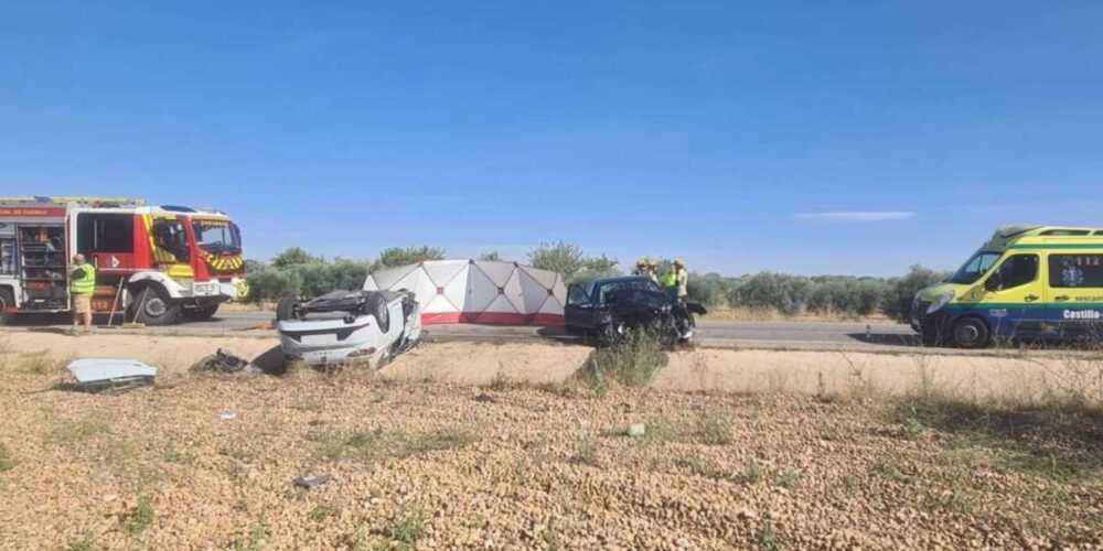 Accidente de tráfico de Sisante (Cuenca). Foto: Bomberos