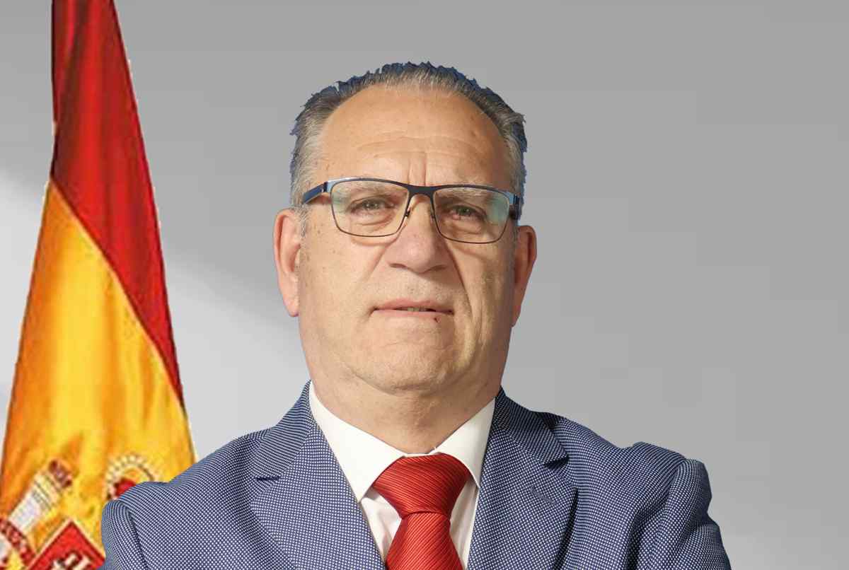 José Miguel Mollá Nieto, alcalde de Caudete.