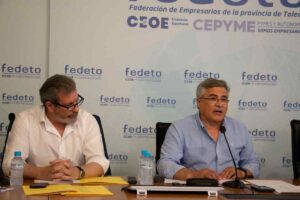El secretario general de Fedeto, Manuel Madruga, y el presidente de la patronal toledana, Javier de Antonio.