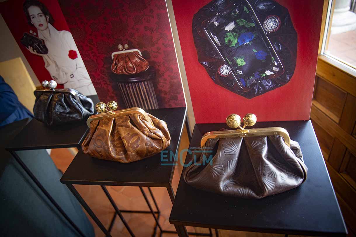 Una edición de 2.600 unidades del bolso Pasticcino de Max Mara. Imagen: Rebeca Arango.