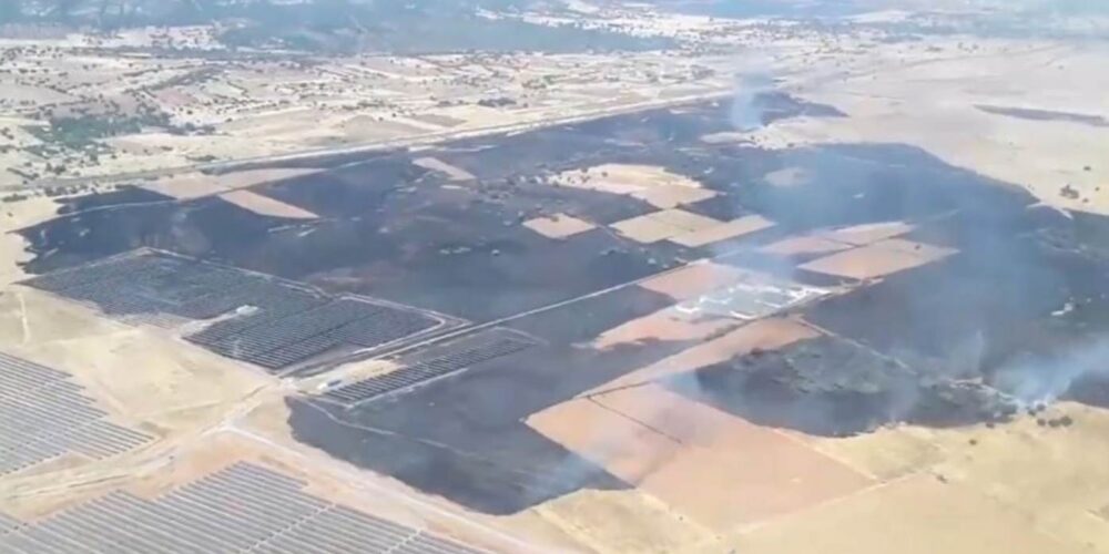 Imagen del incendio de Brazatortas facilitada por el Infocam.