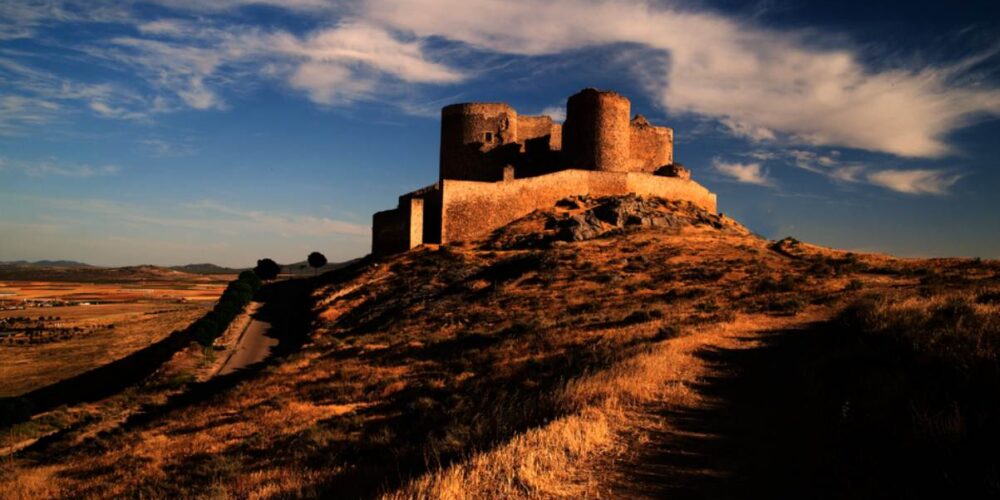 Castillo de Consuegra. Imagen: Turismo de Castilla-La Mancha.