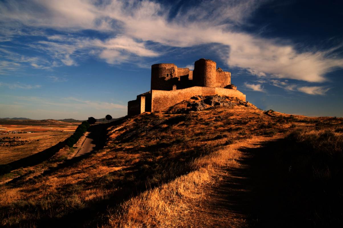 Castillo de Consuegra. Imagen: Turismo de Castilla-La Mancha.