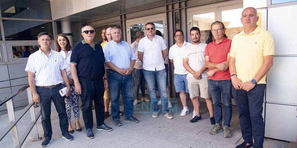 Concentración por la superpoblación de conejos