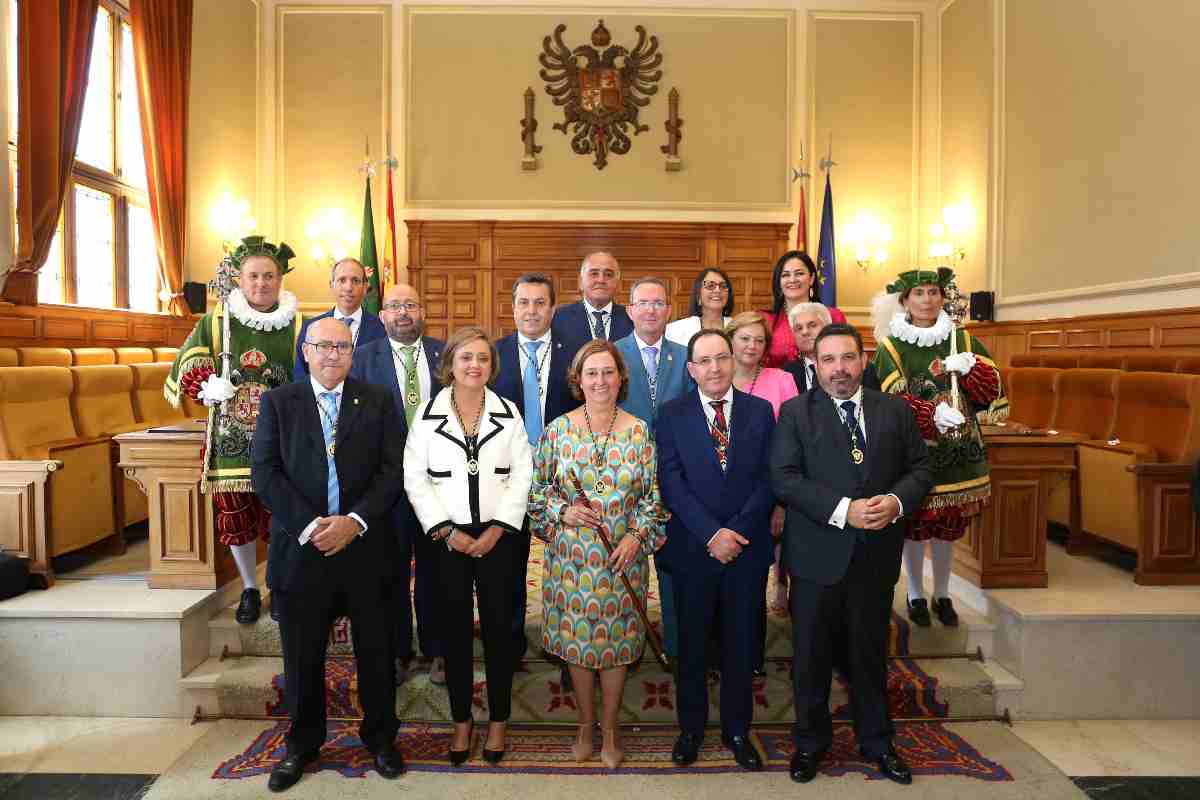 El equipo de gobierno provincial, el día de su toma de posesión.