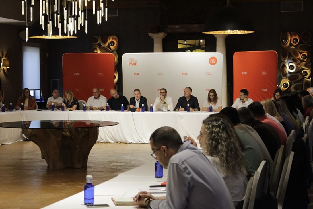 emiliano-garcia-page-ejecutiva-psoe