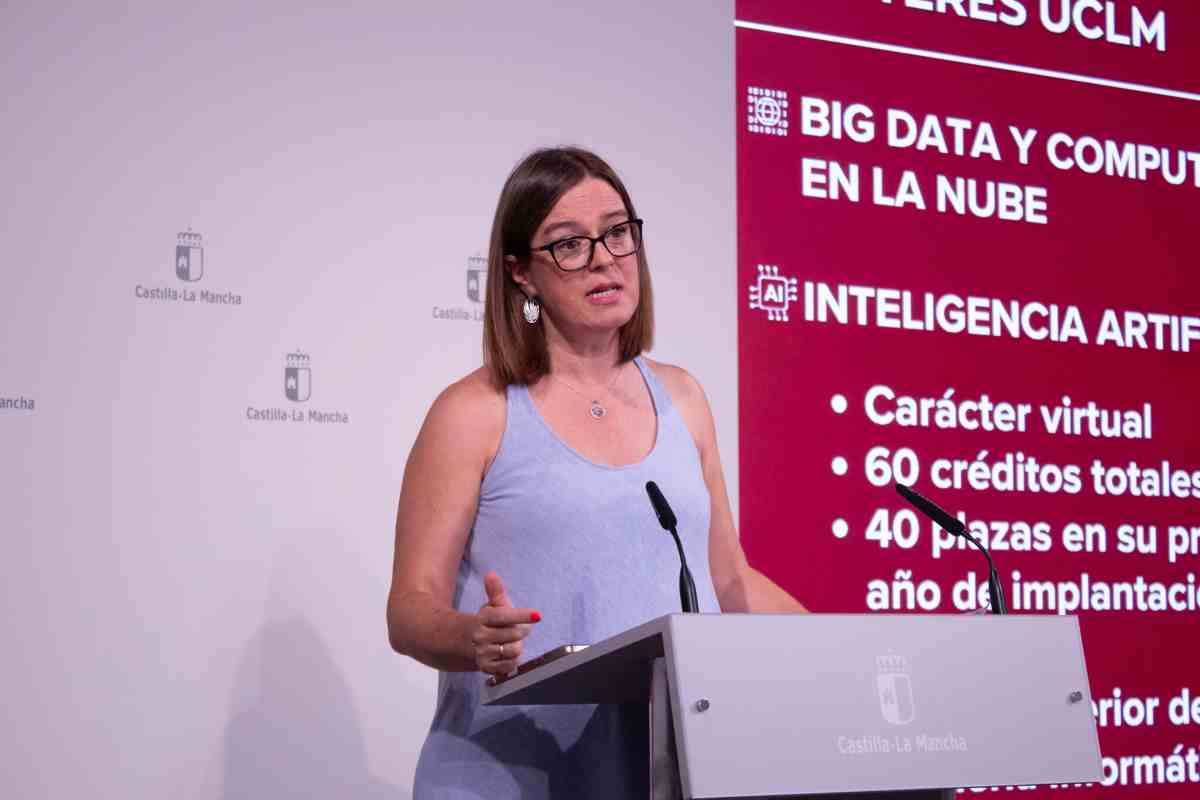 La consejera portavoz del Gobierno de Castilla-La Mancha, Esther Padilla.