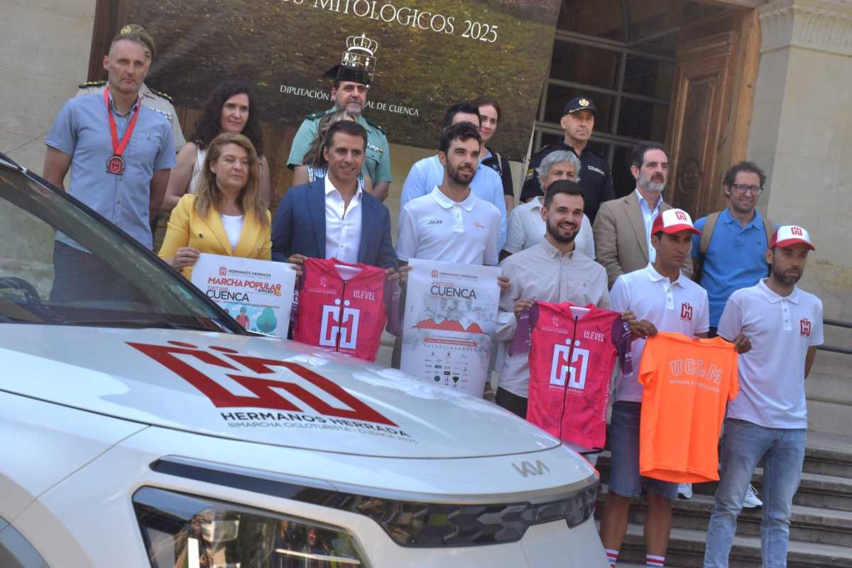 Presentación de la Marcha Hermanos Herrada.