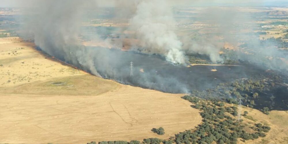 Foto de este martes del incendio en Calera y Chozas (Toledo). Foto: Infocam