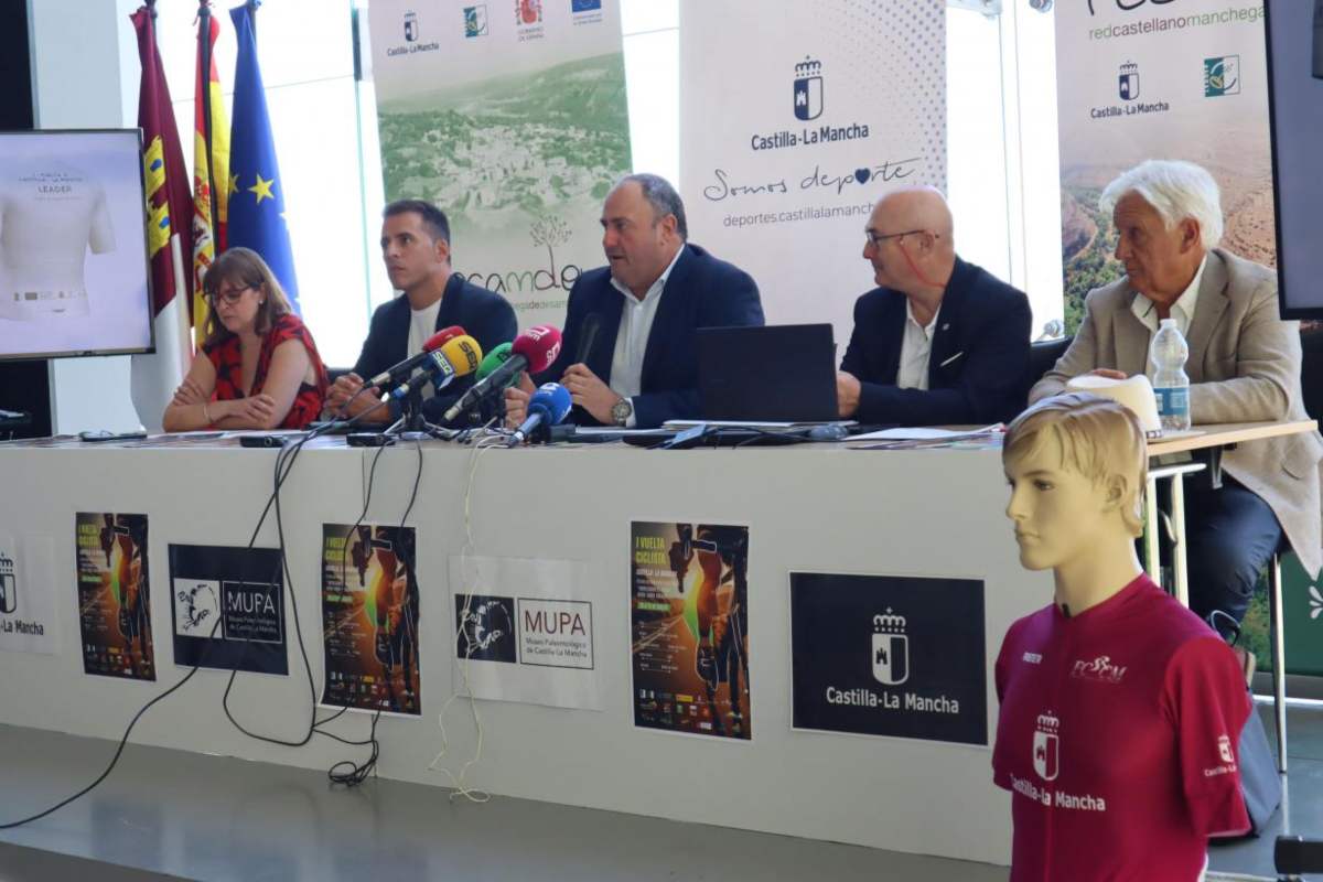 El consejero opinó sobre el borrador del PAC coincidiendo con la presentación de la Vuelta a Castilla-La Mancha.