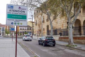 Señal Zonas Bajas Emisiones Guadalajara