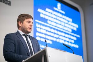 El consejero de Fomento, Nacho Hernando.